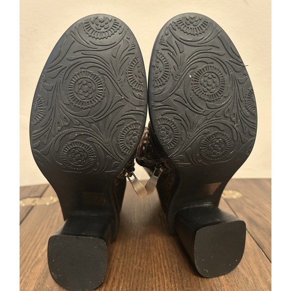 Lartiste Spring Step Wonderland Bootie Sz 37 Women's - Picture 7 of 12